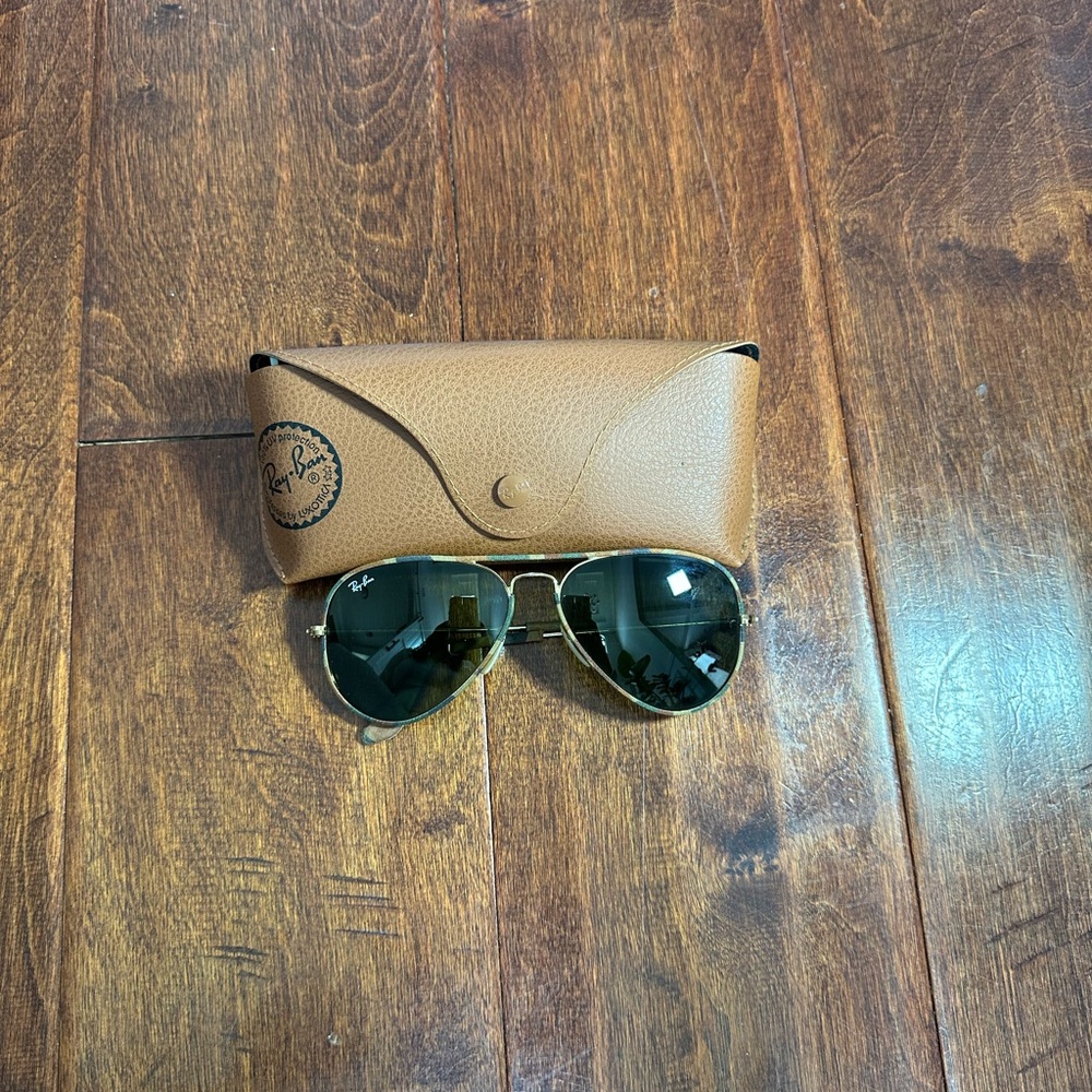 Ray-Ban Gold Camouflage Aviator Sunglasses